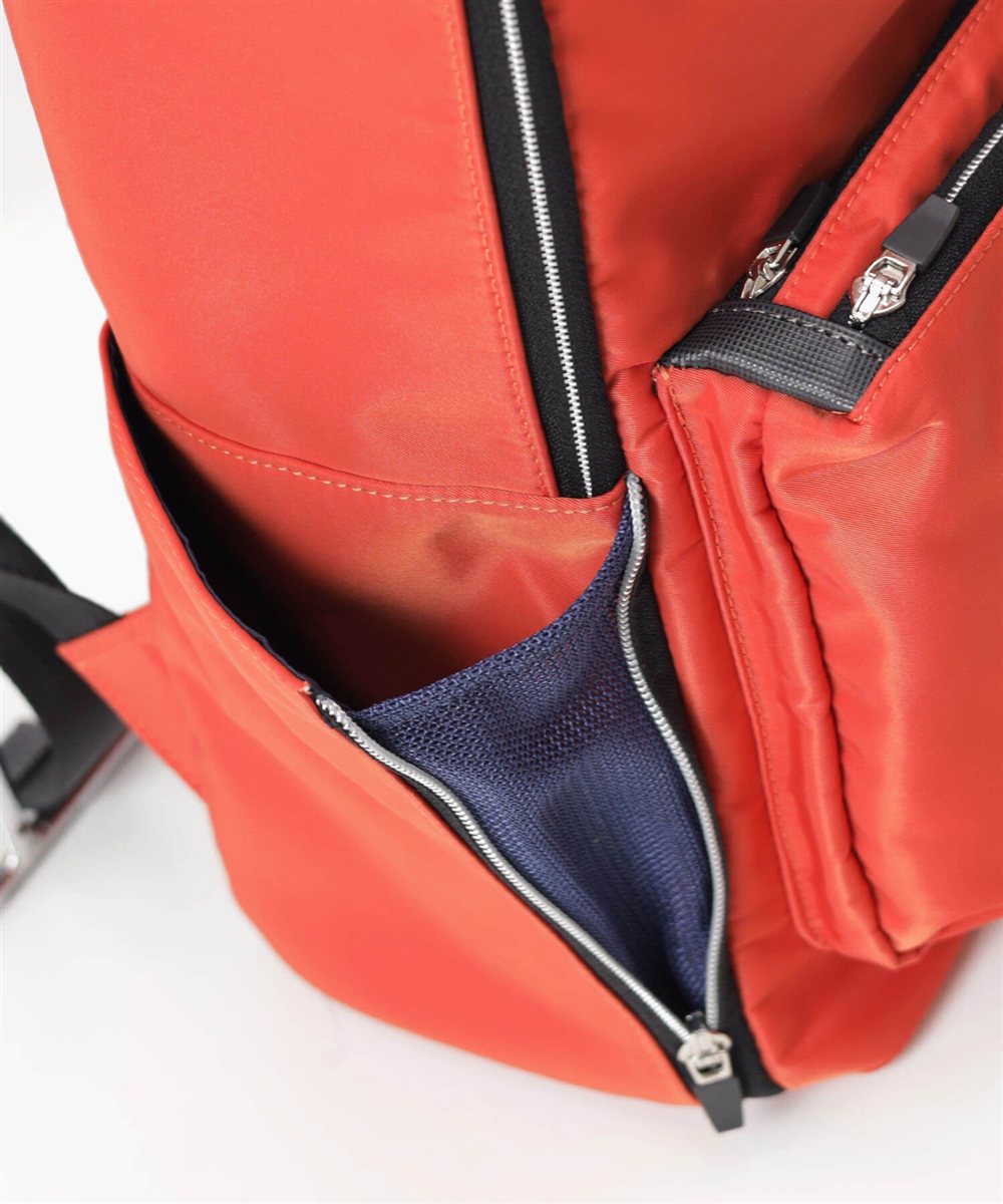 イズイット フロント リュック A4【2025年夏 / 読売テレビ 木曜ドラマ使用商品】