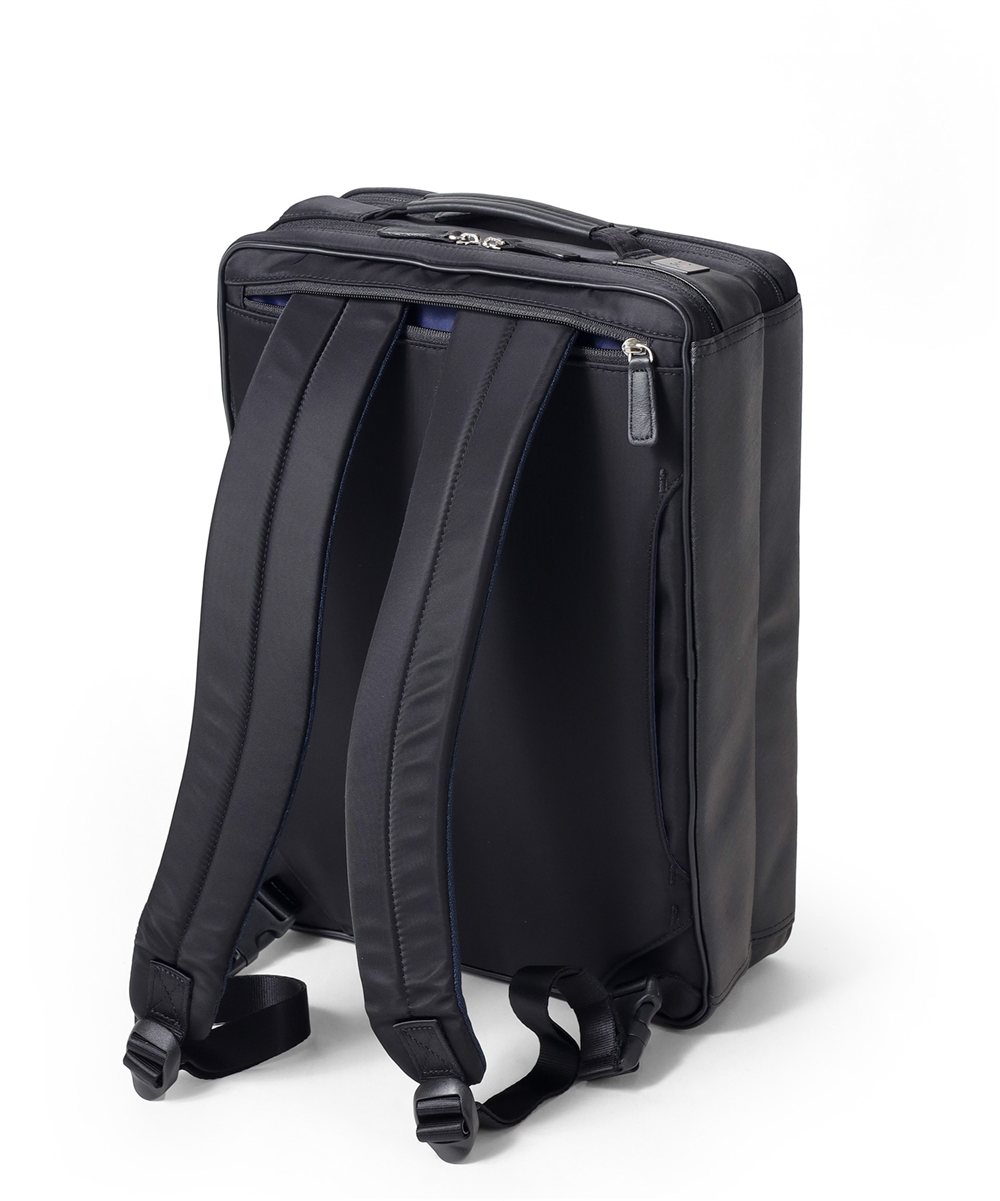 イズイット サフィールII ビジネスバッグ B4 3WAY Wルーム セットアップ対応 【2025年夏 / テレビ朝日水曜ドラマ使用商品】