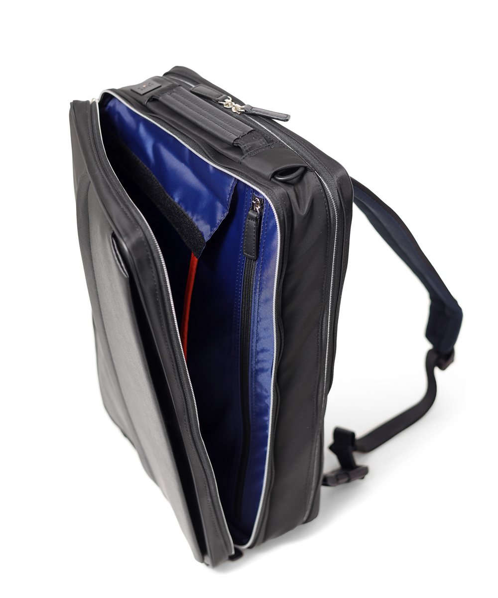 イズイット サフィールII ビジネスバッグ B4 3WAY Wルーム セットアップ対応 【2025年夏 / テレビ朝日水曜ドラマ使用商品】