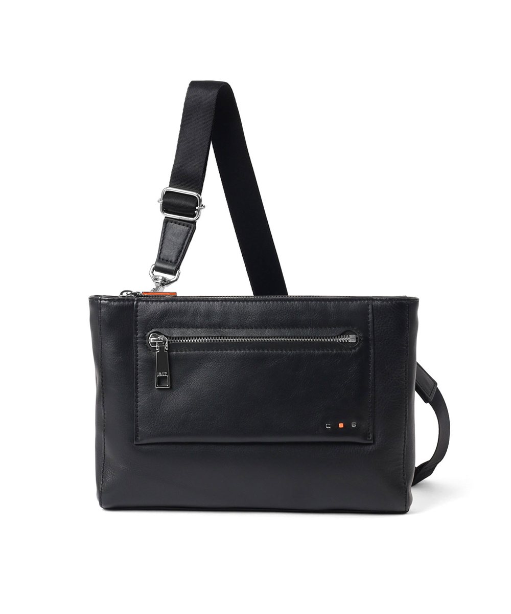 イズイット スペア レザークラッチ兼用ショルダーバッグ 2WAY