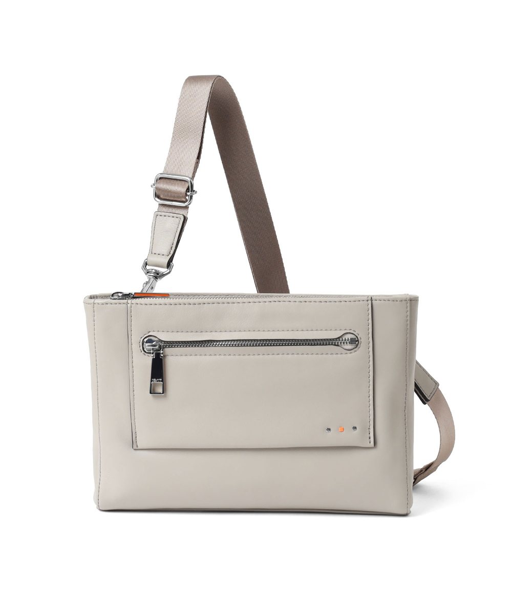 イズイット スペア レザークラッチ兼用ショルダーバッグ 2WAY