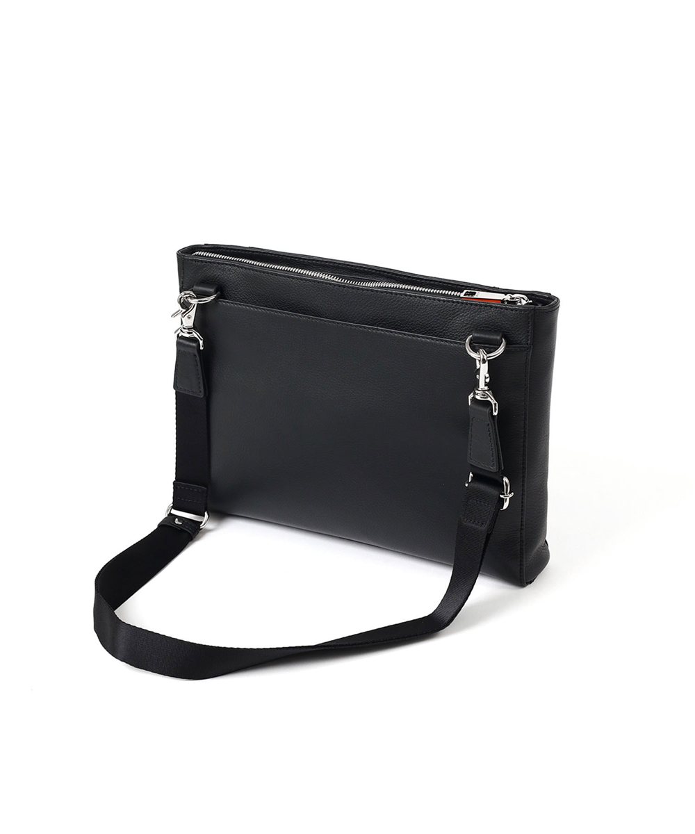 イズイット スペア レザークラッチ兼用ショルダーバッグ B5 2WAY