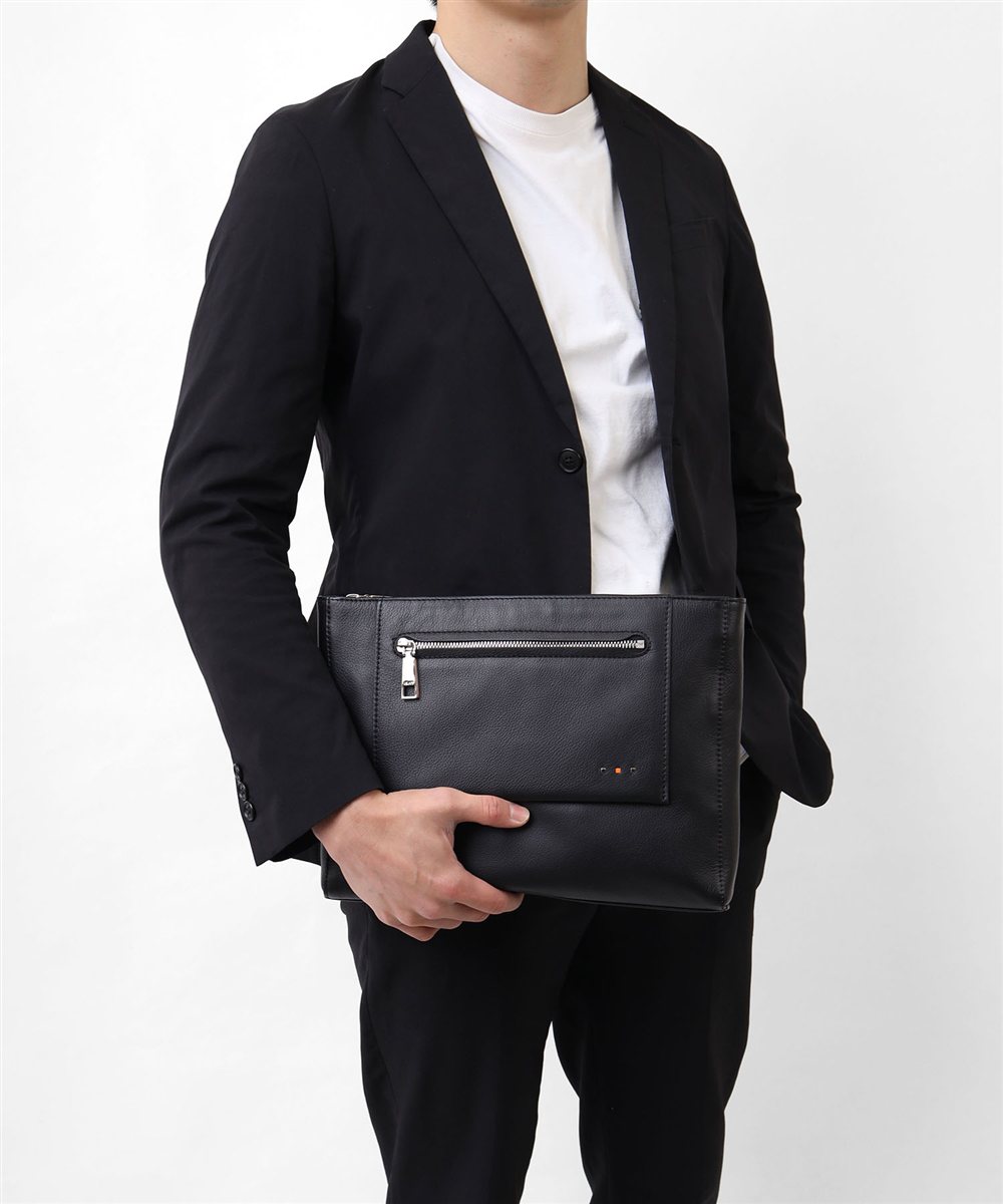 イズイット スペア レザークラッチ兼用ショルダーバッグ B5 2WAY