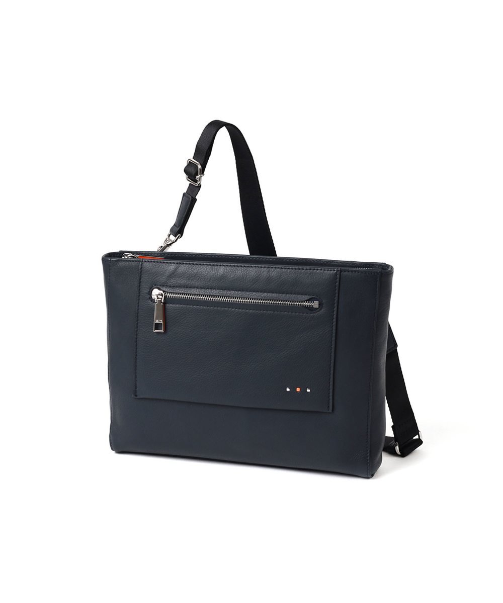 イズイット スペア レザークラッチ兼用ショルダーバッグ B5 2WAY