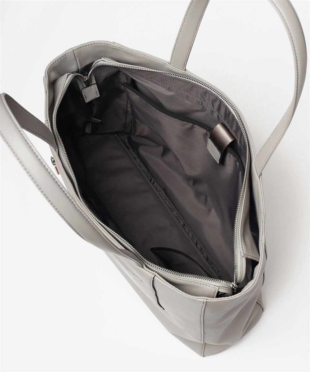 イズイット スペア レザートートバッグ A4