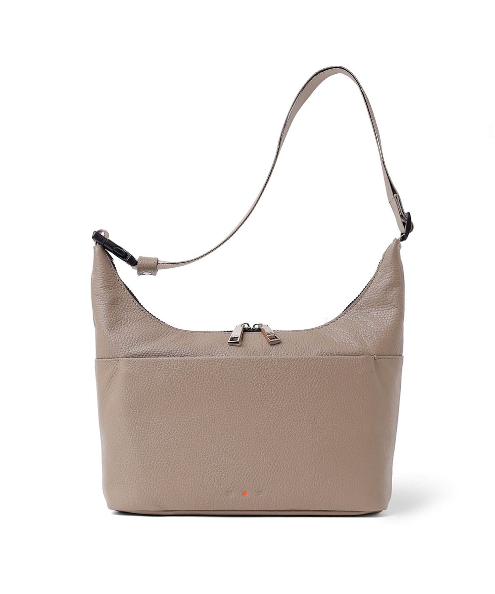 イズイット ショルン レザーショルダーバッグ B5【S26KE】