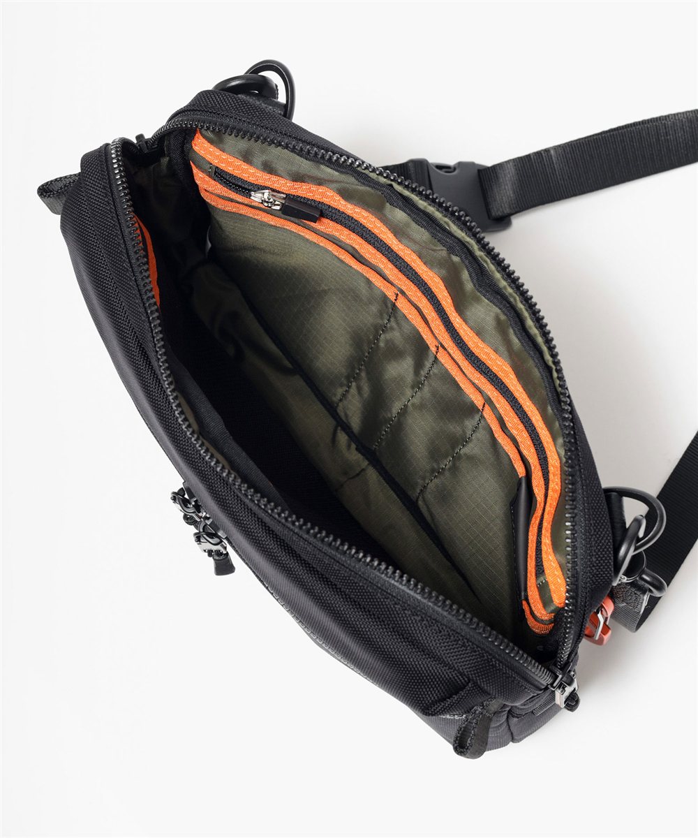 イズイット ミリスト ショルダーバッグ 2WAY