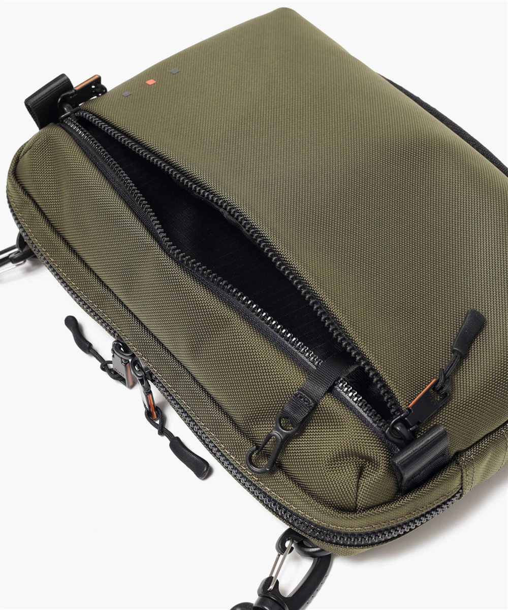 イズイット ミリスト ショルダーバッグ 2WAY