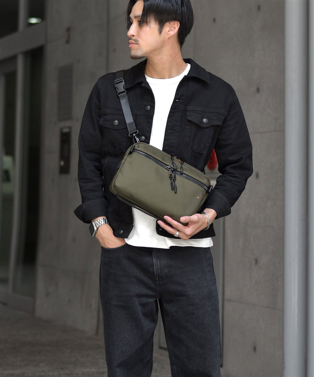 イズイット ミリスト ショルダーバッグ 2WAY