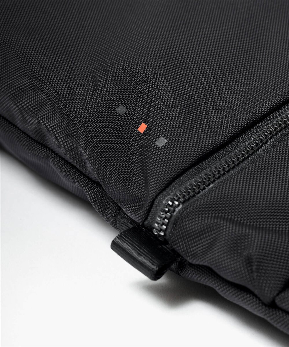 イズイット ミリスト ヘルメットバッグ