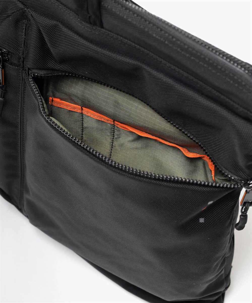 イズイット ミリスト ヘルメットバッグ