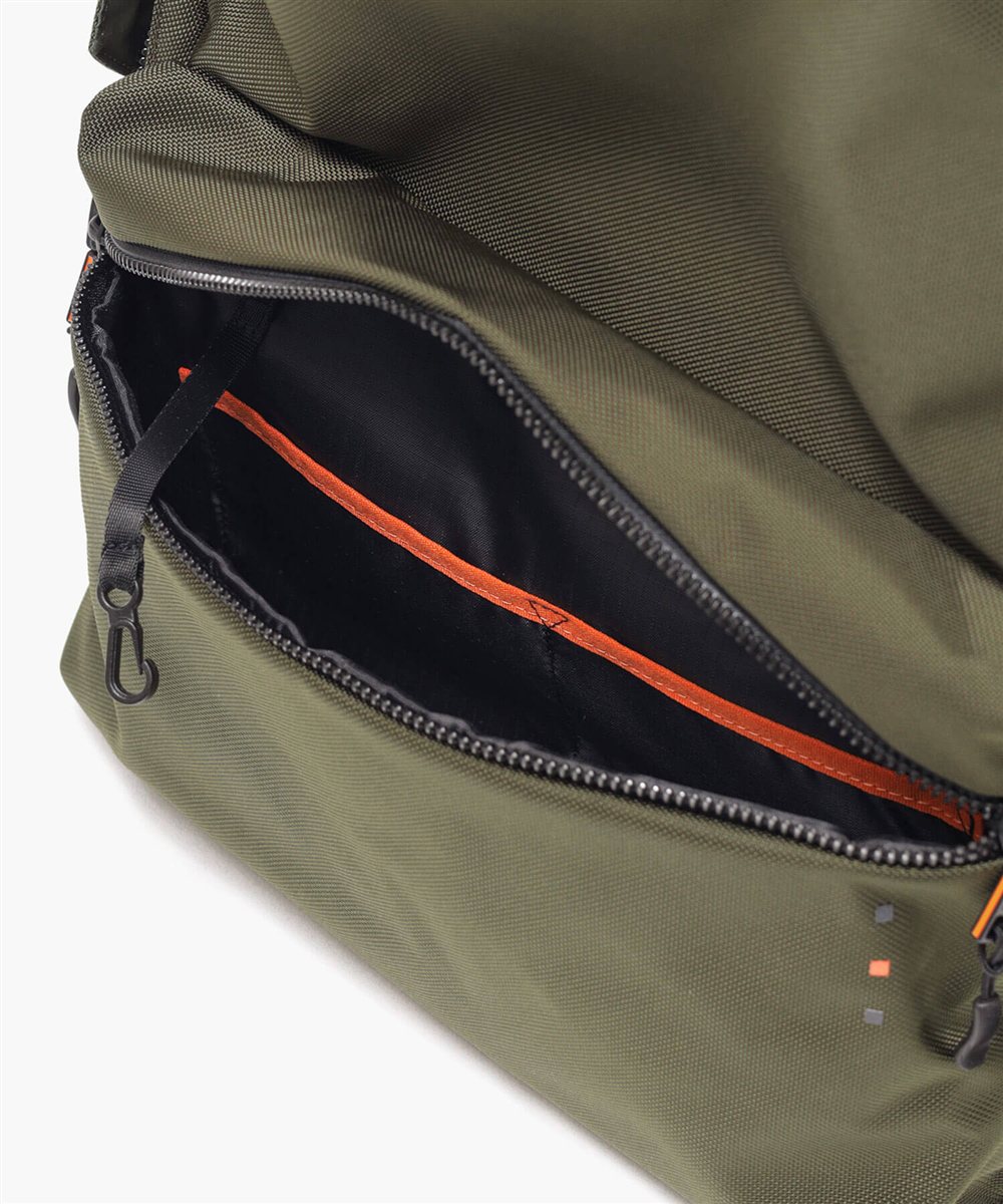 イズイット ミリスト リュック