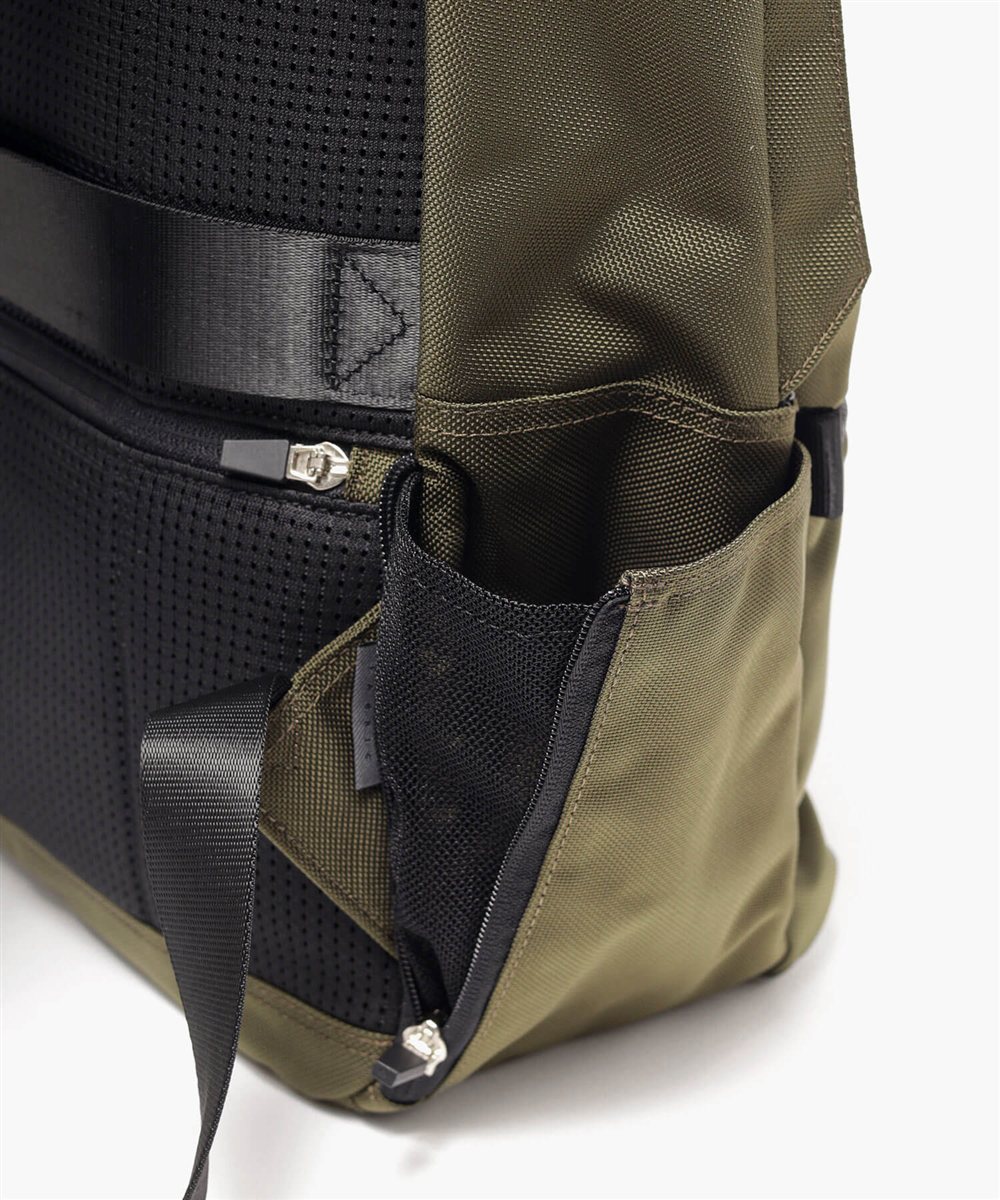 イズイット ミリスト リュック