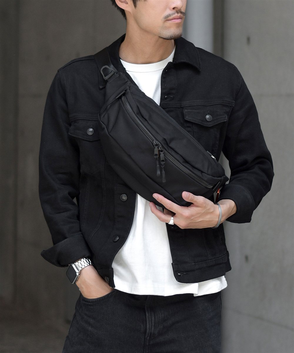 イズイット ミリスト ワンショルダーバッグ