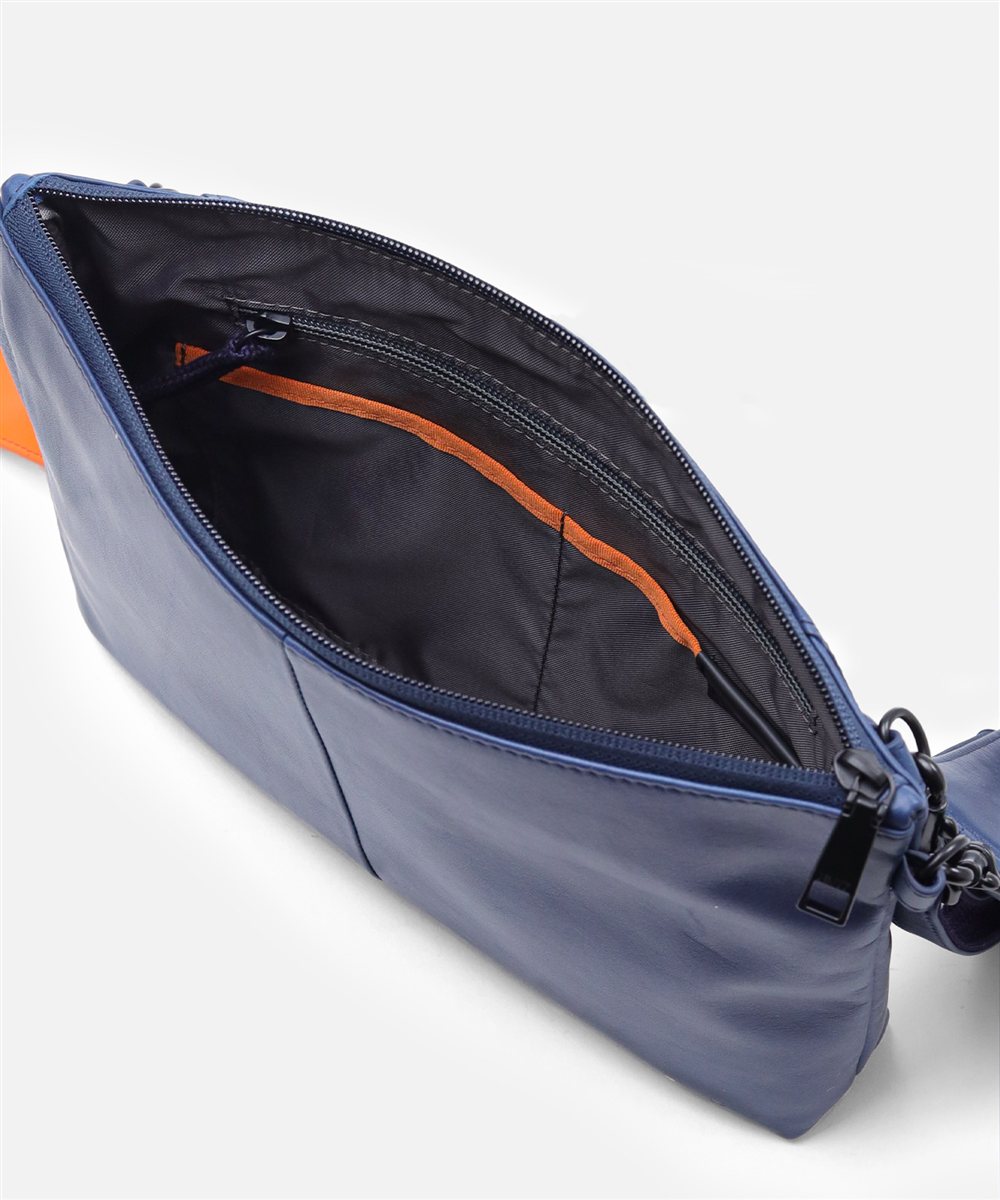 イズイット ディッシュ レザーショルダーバッグ 兼用 クラッチバッグ B5