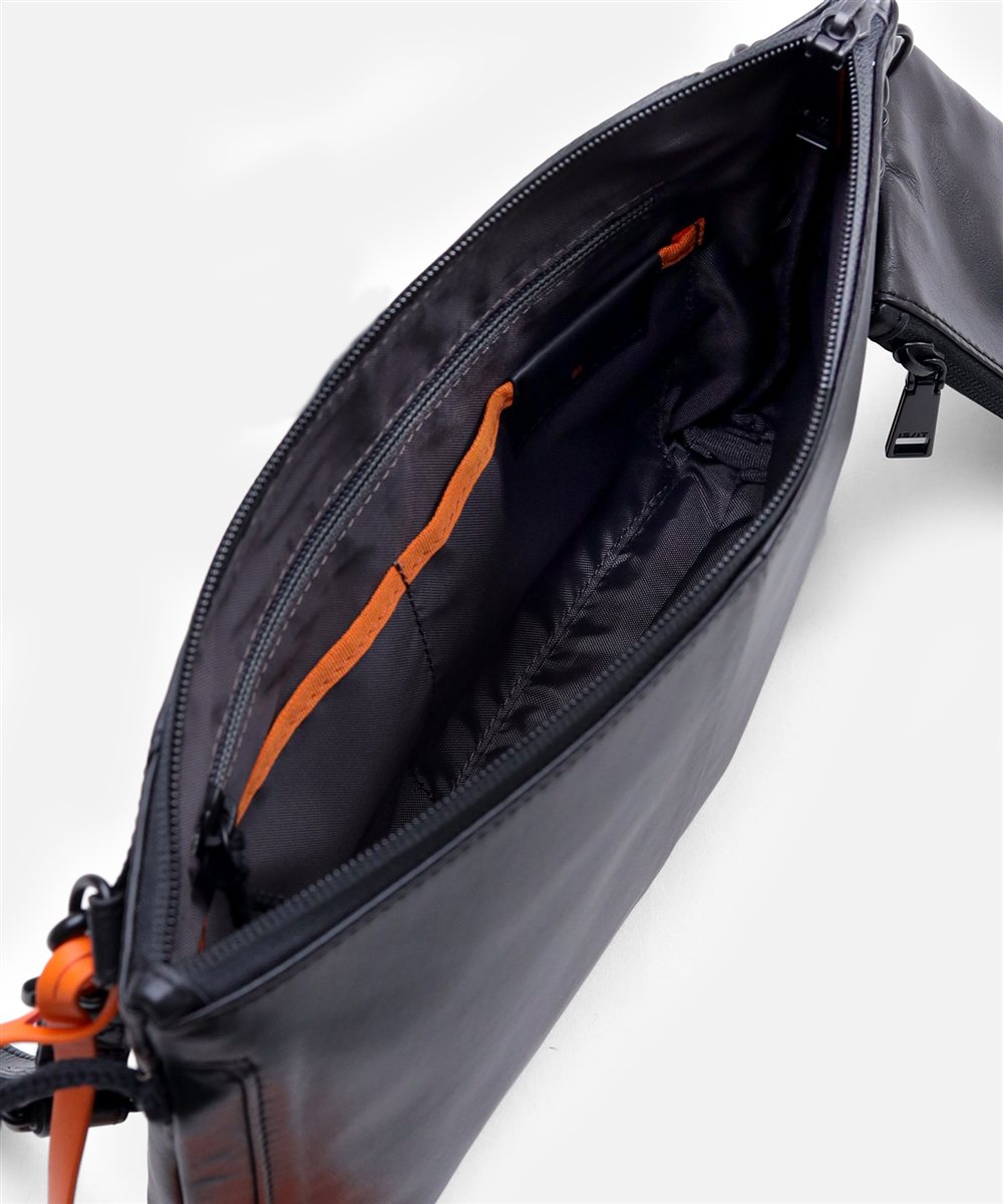 イズイット ディッシュ レザーショルダーバッグ 兼用 クラッチバッグ B5