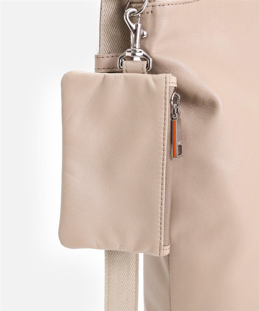 イズイット ディッシュ レザートートバッグ 2WAY B4