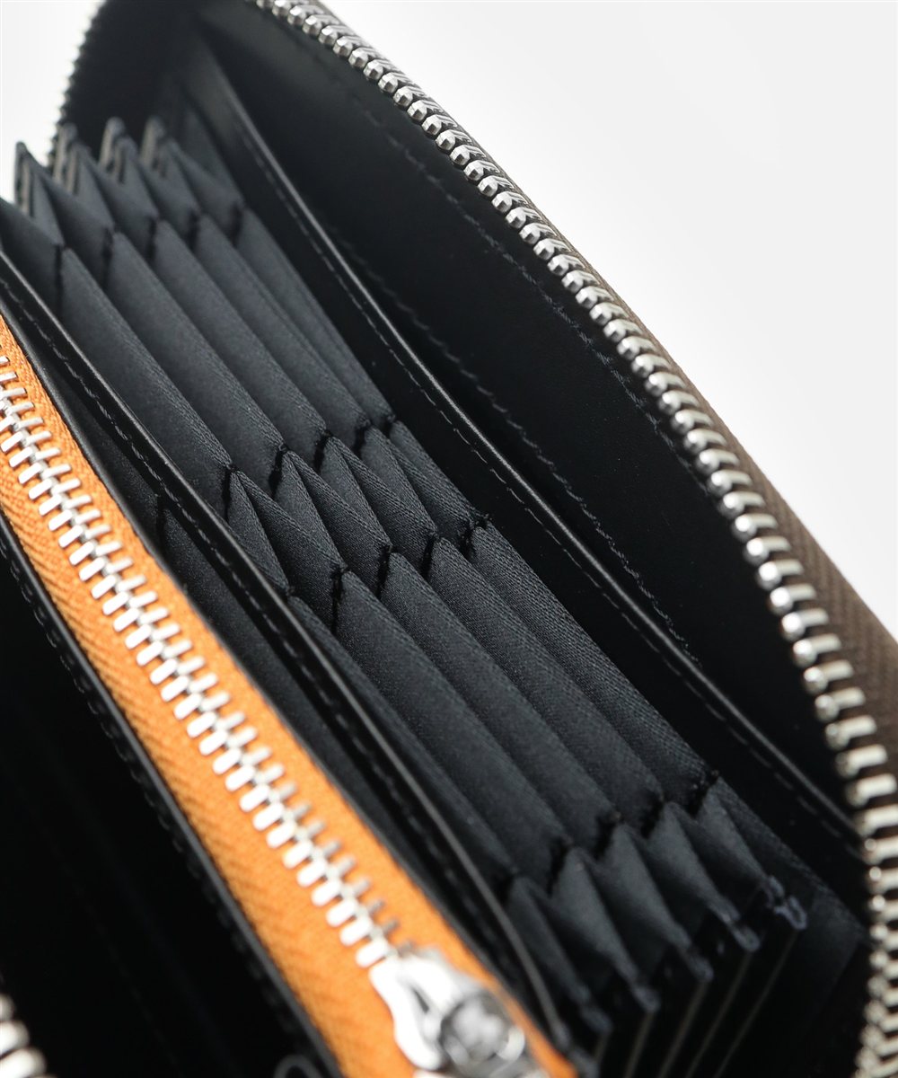 イズイット ピール セミ長財布 カード段16