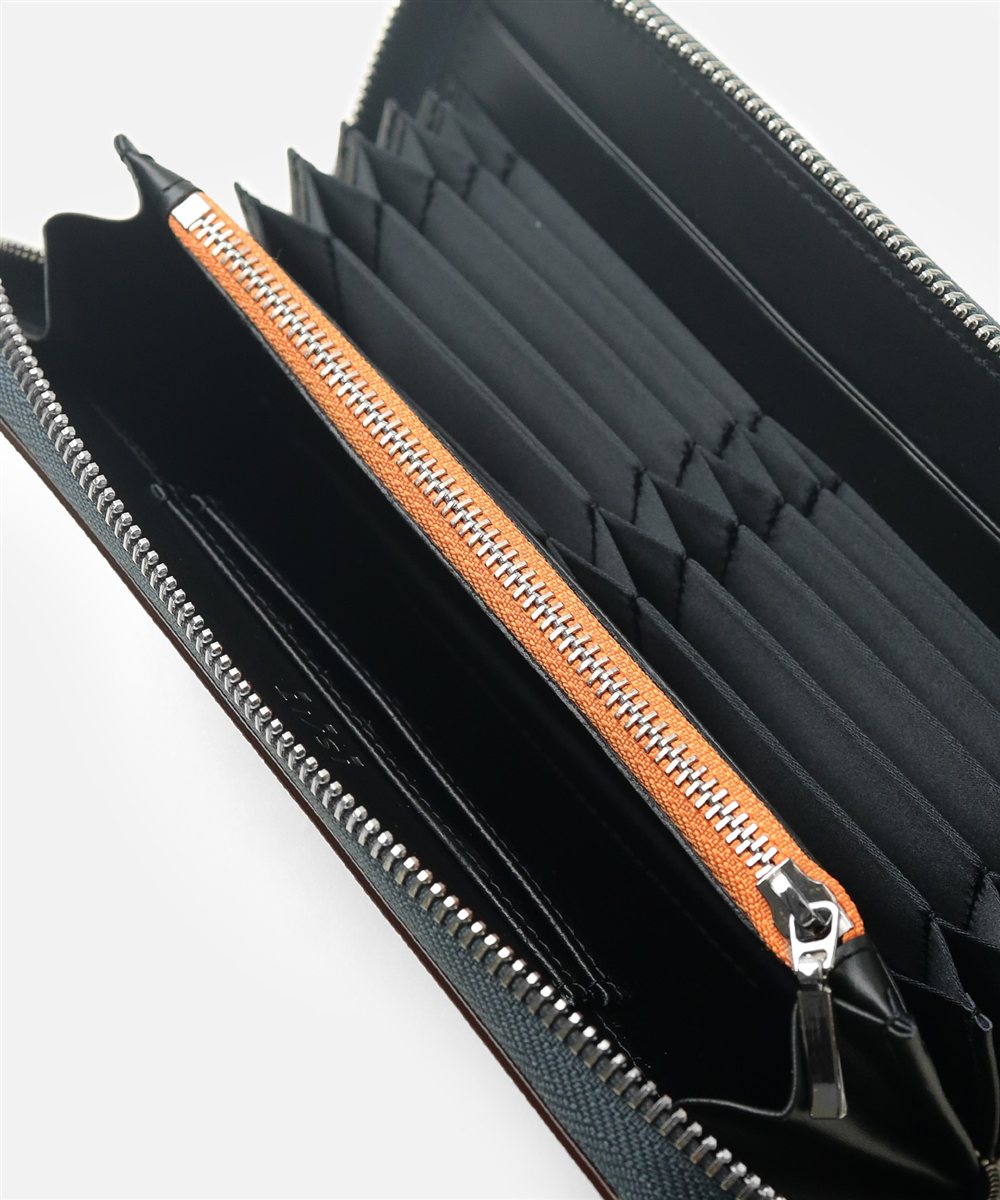 イズイット ピール ラウンドファスナー長財布 カード段16