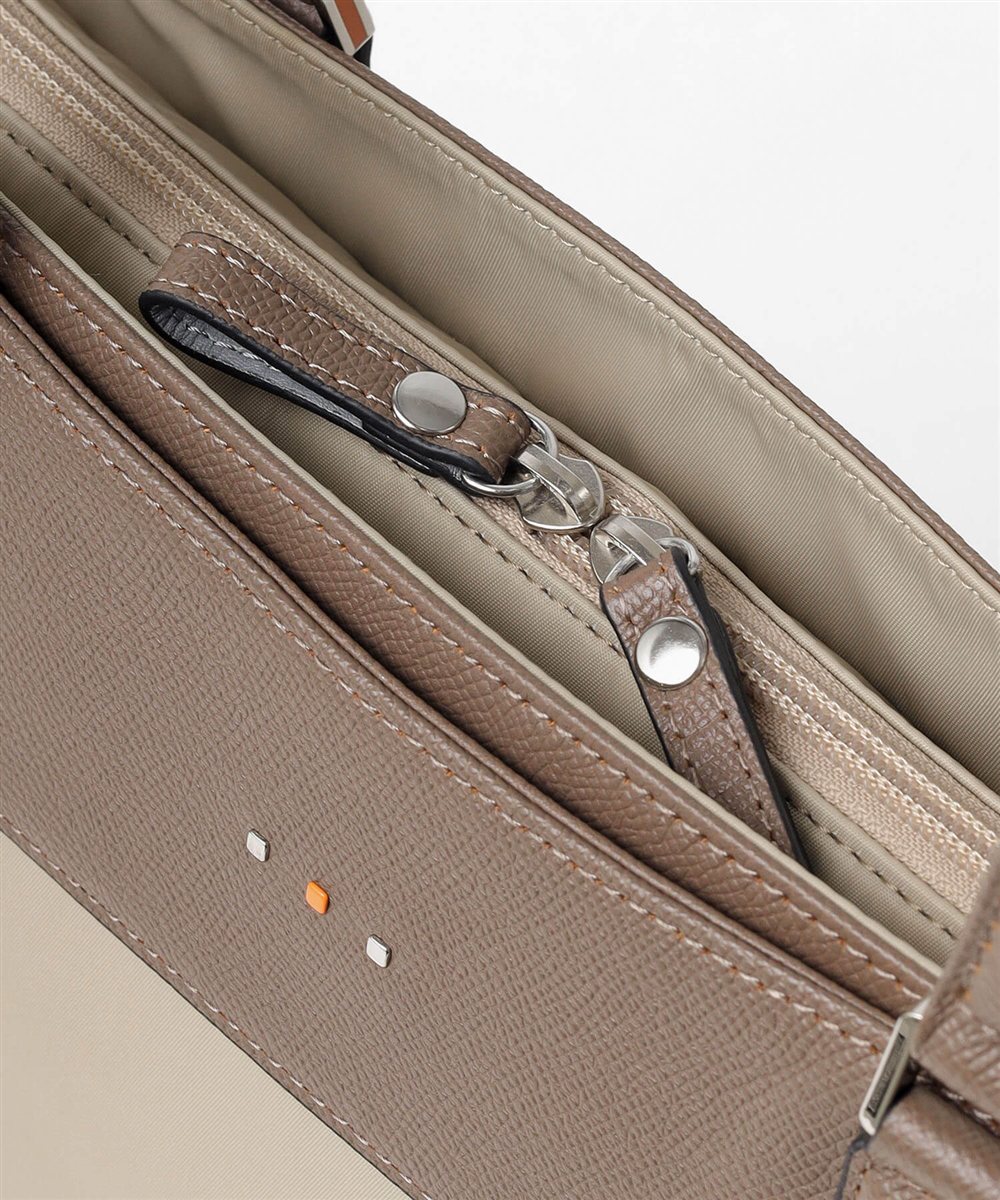 イズイット ニーナ トートバッグ A4 縦型 セットアップ対応