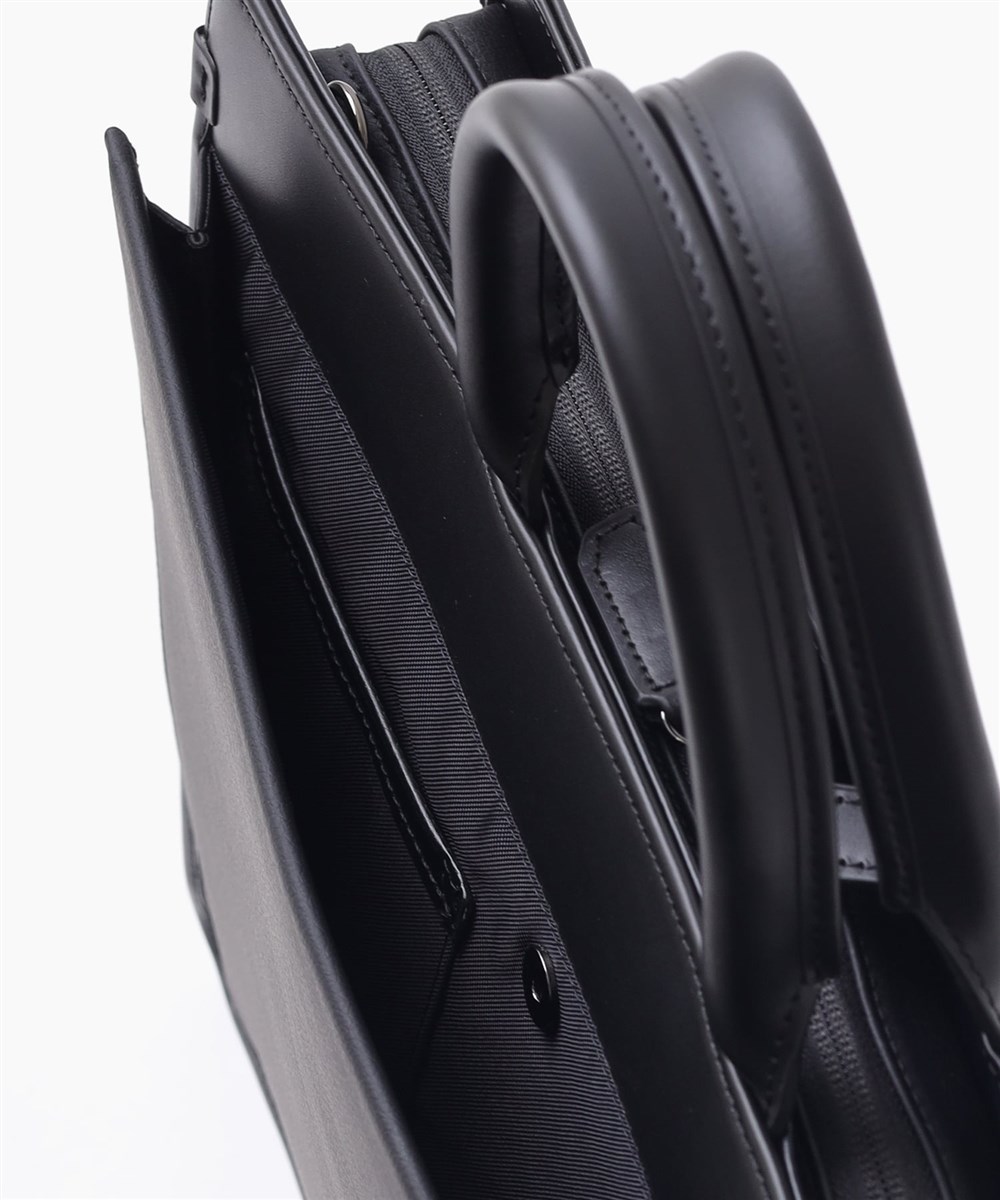 イズイット オールビズ ビジネスバッグ B4 セットアップ対応