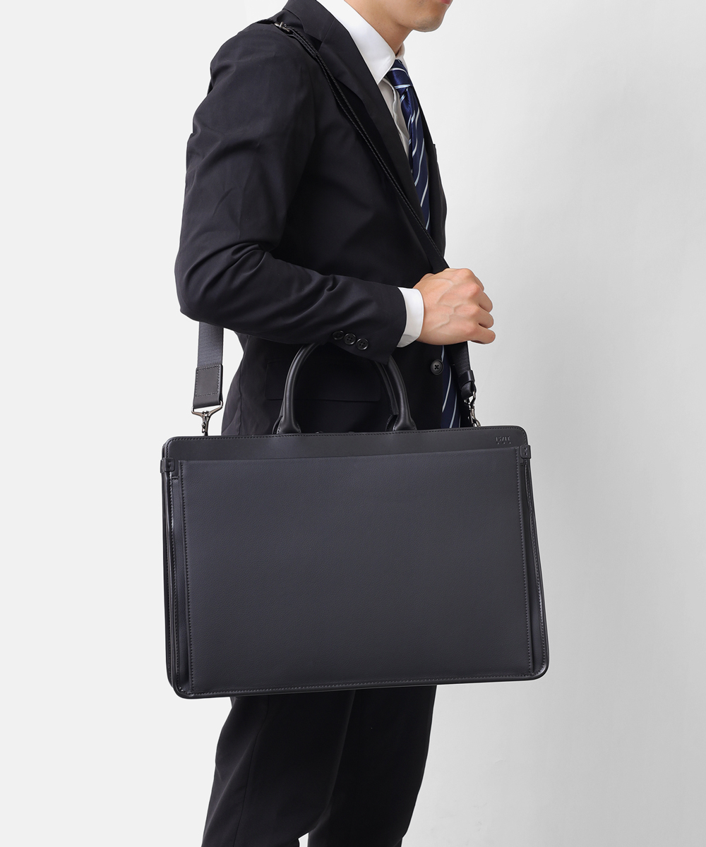 イズイット オールビズ ビジネスバッグ B4 セットアップ対応