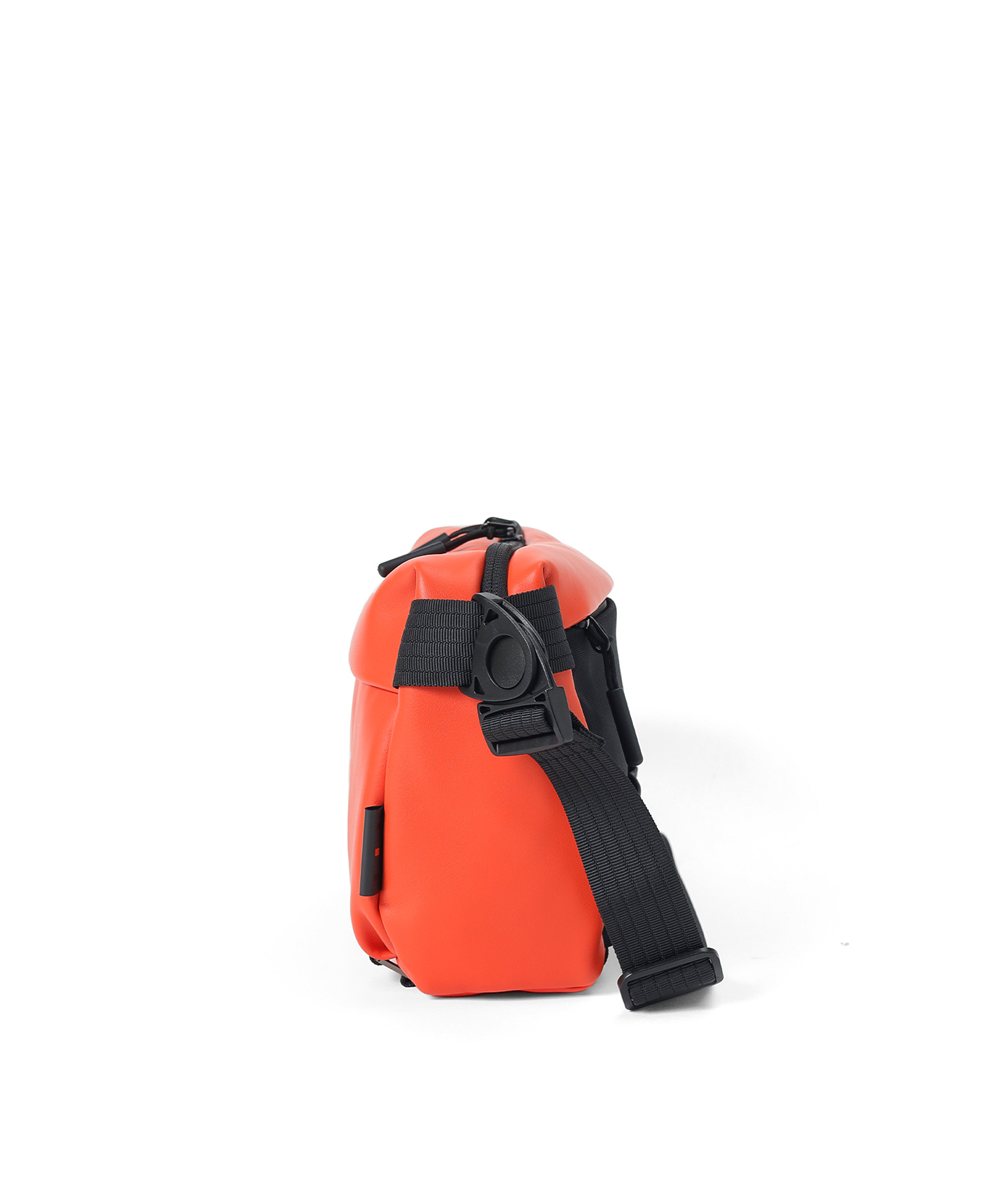 イズイット スカイ ショルダーバッグ 2WAY B5