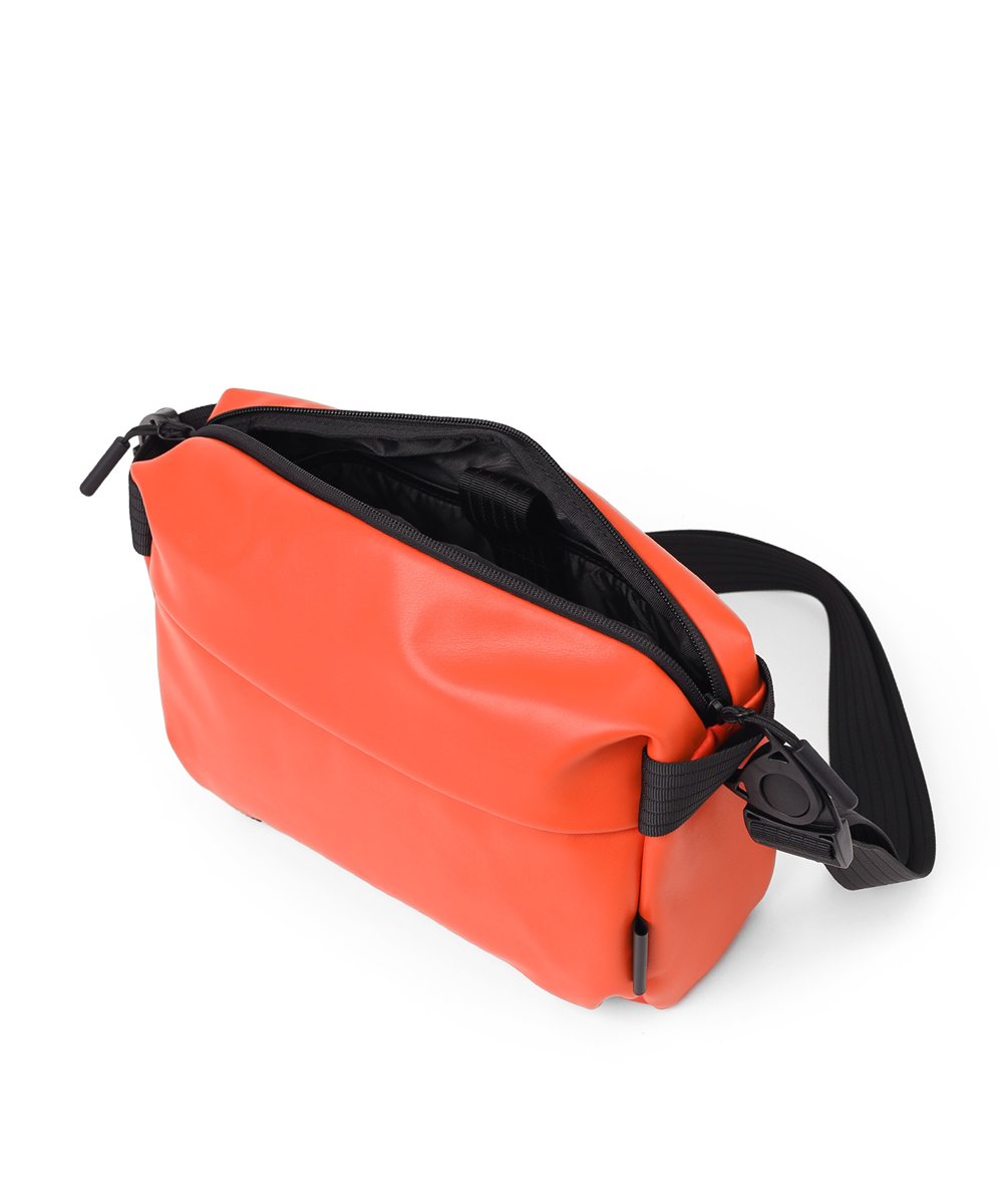 イズイット スカイ ショルダーバッグ 2WAY B5