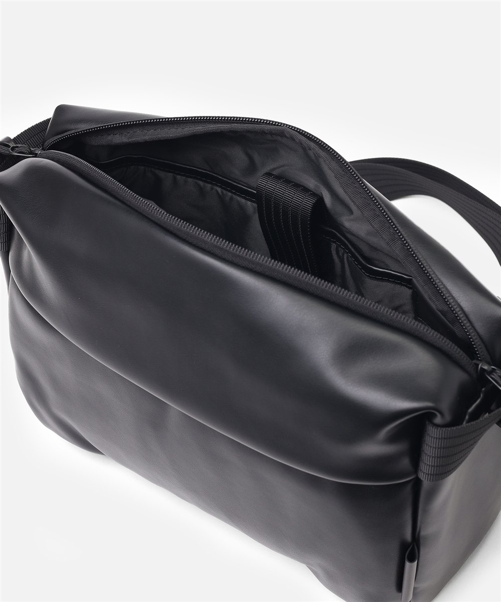 イズイット スカイ ショルダーバッグ 2WAY B5