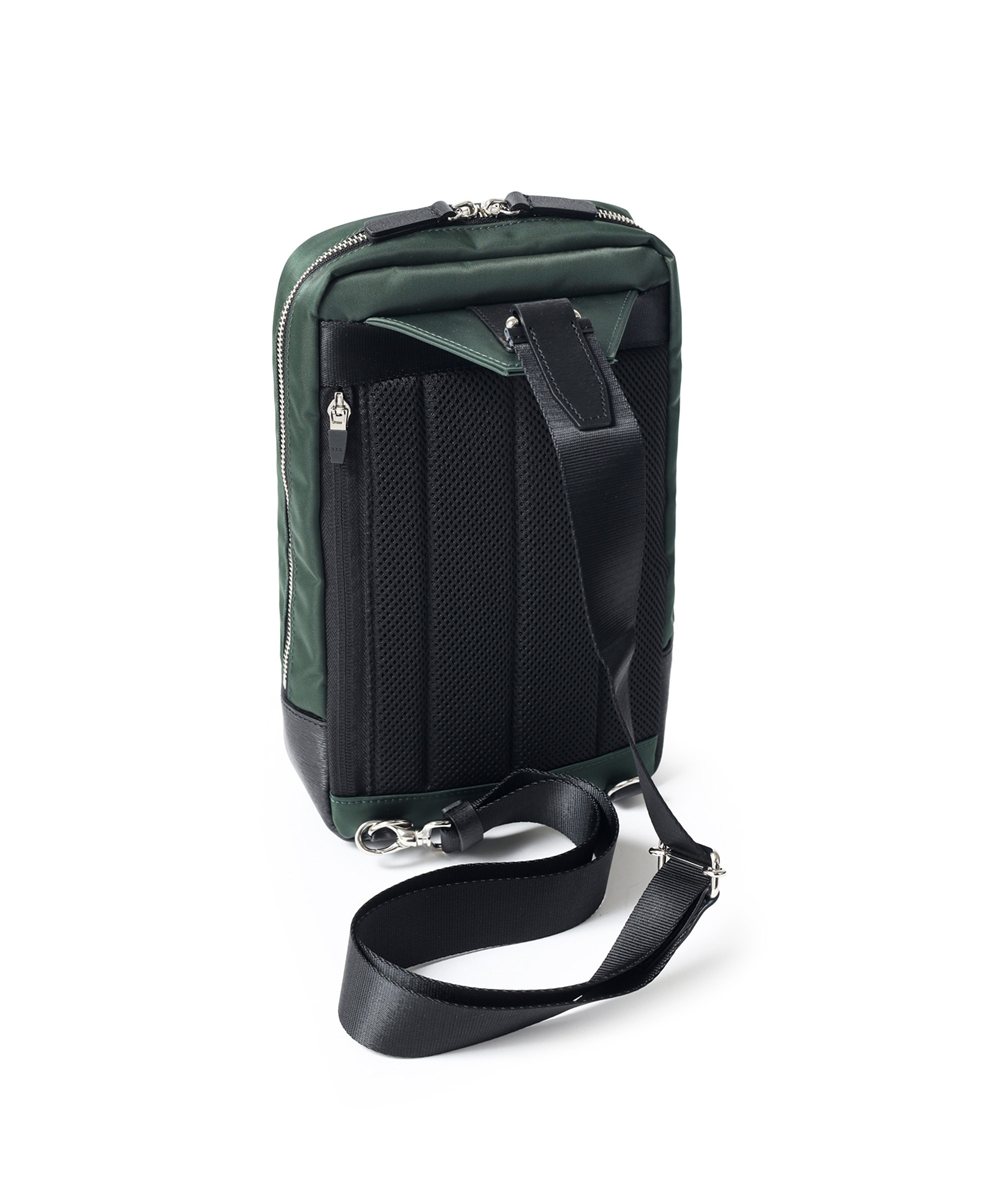 イズイット  アンプル ワンショルダーバッグ