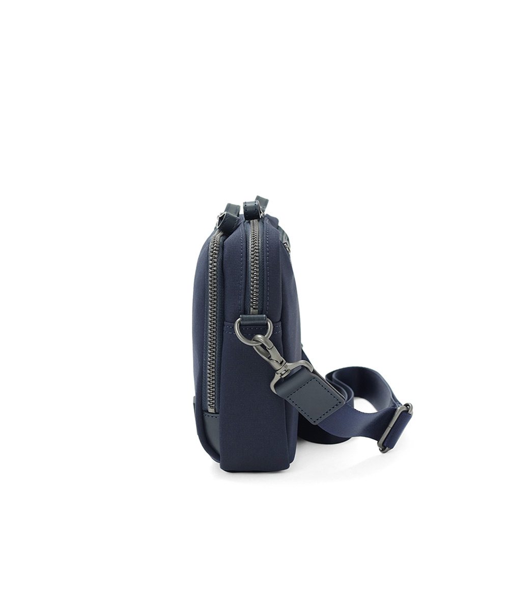 イズイット トリクル ショルダーバッグ A5