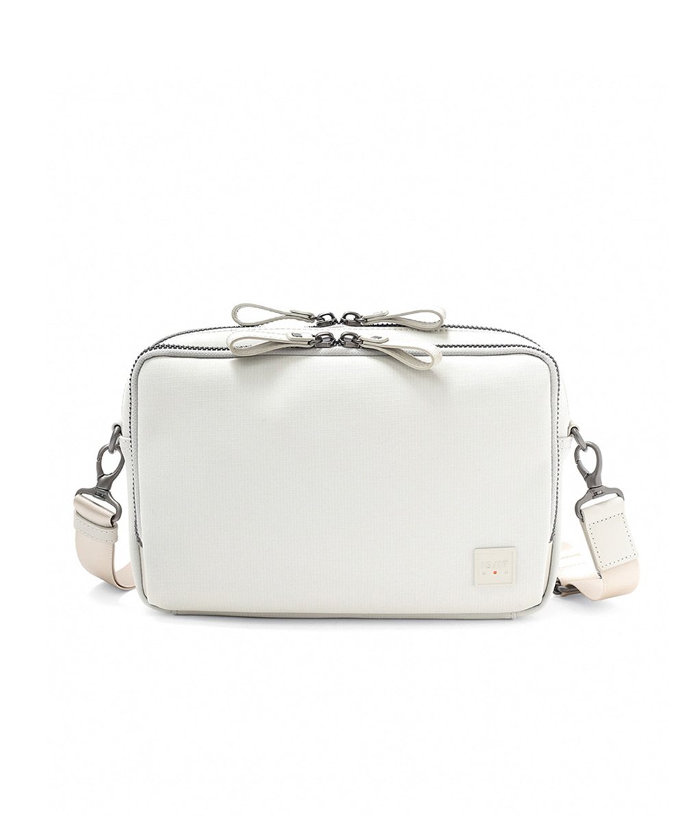 イズイット トリクル ショルダーバッグ A5