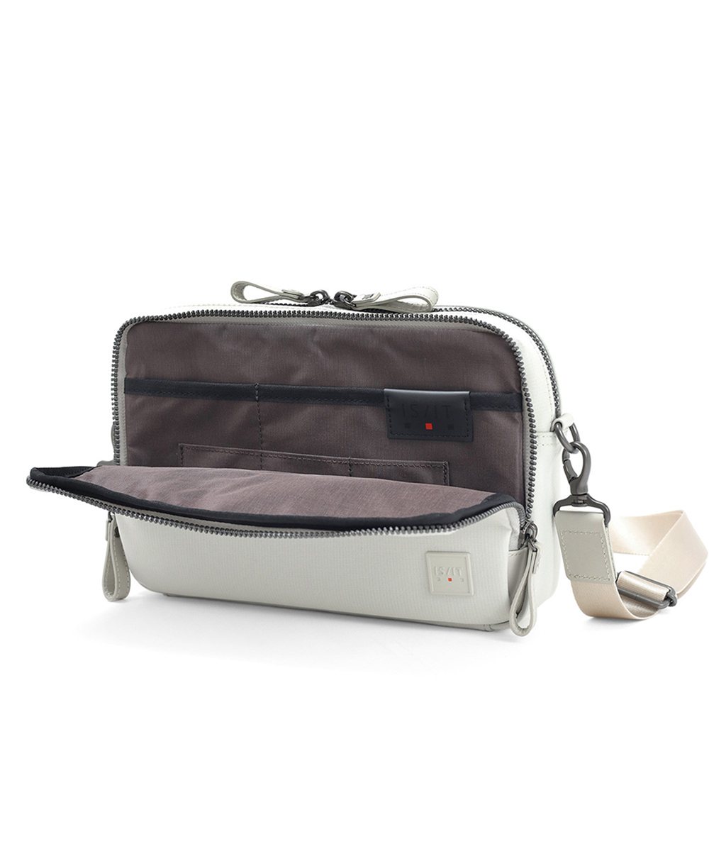 イズイット トリクル ショルダーバッグ A5