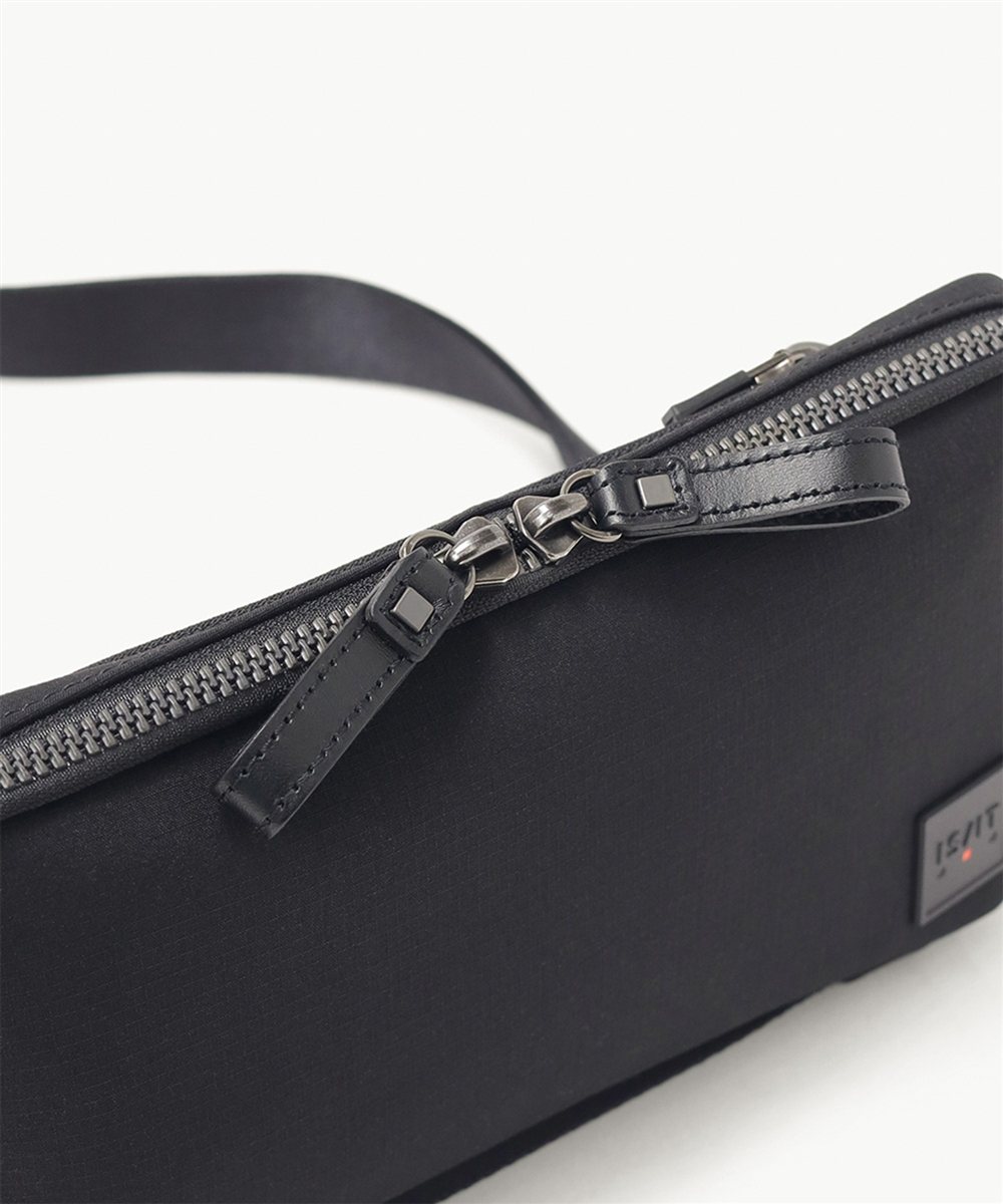 イズイット トリクル クラッチバッグ 兼用 ショルダーバッグ