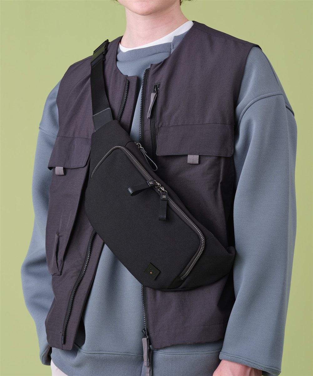 イズイット トリクル ワンショルダーバッグ