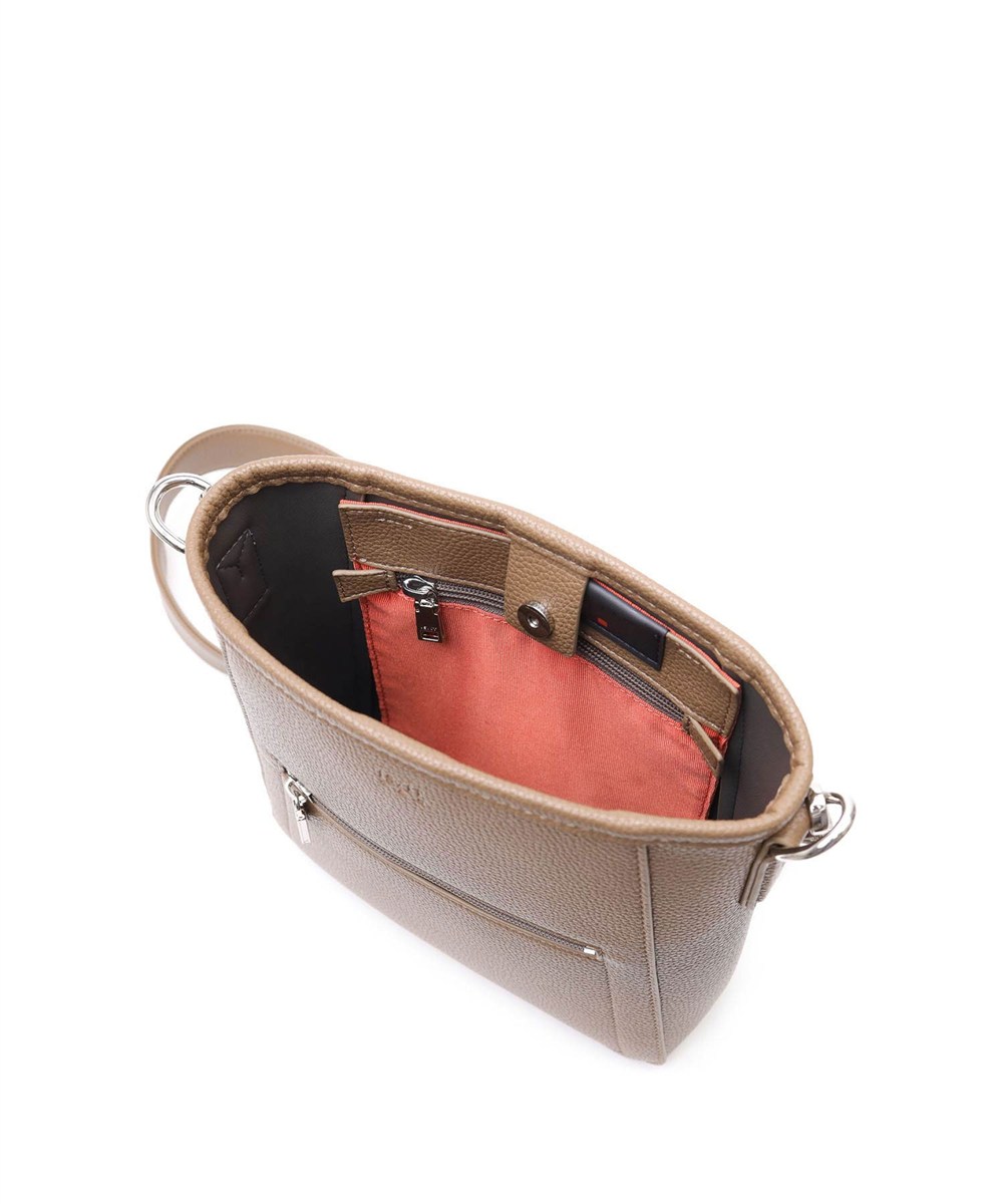 イズイット ライリー ショルダーバッグ