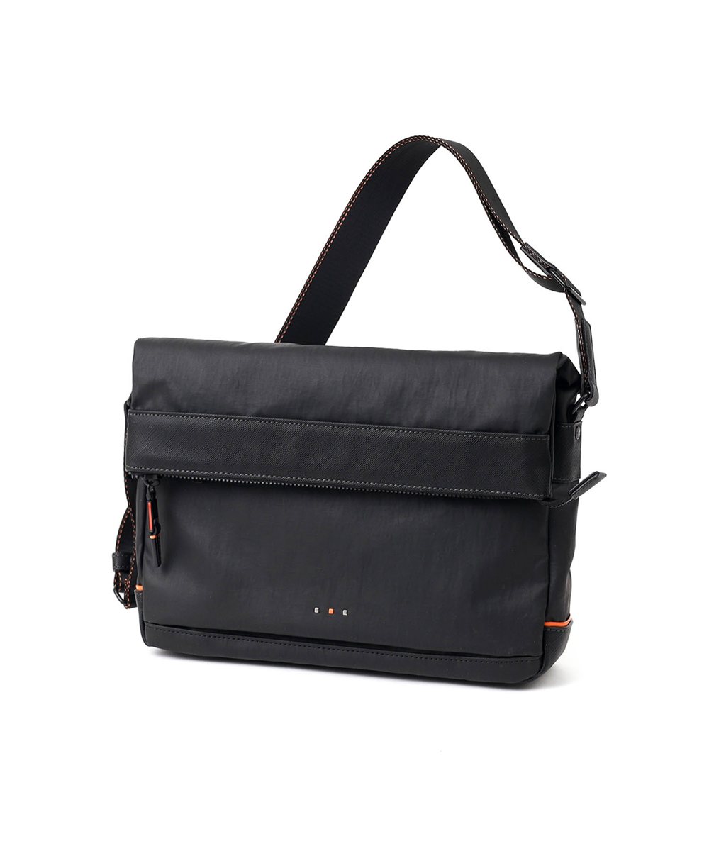 イズイット グリンザ ショルダーバッグ B5