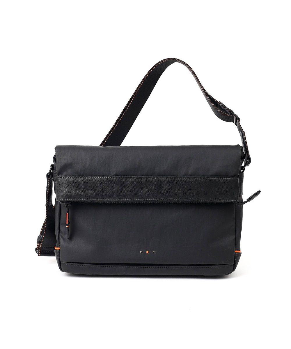 イズイット グリンザ ショルダーバッグ B5