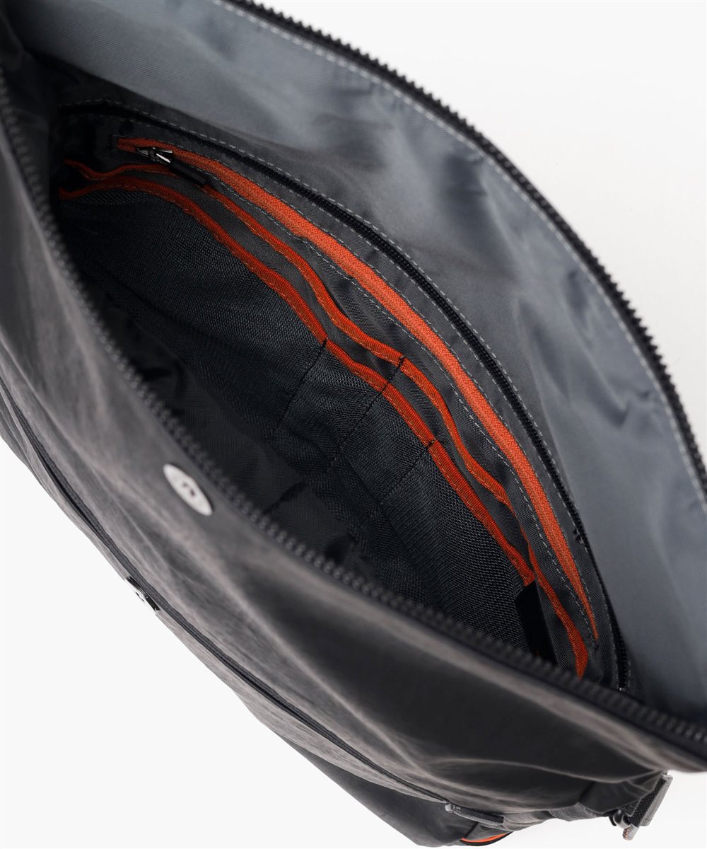 イズイット グリンザ ショルダーバッグ A4