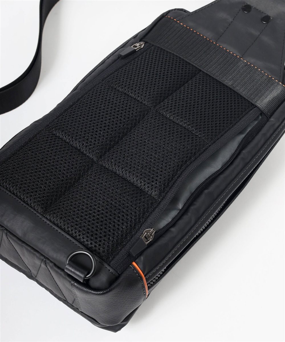 イズイット グリンザ ワンショルダーバッグ