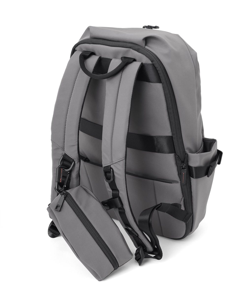 イズイット ループ リュック B4 セットアップ対応 スマホポーチ付属