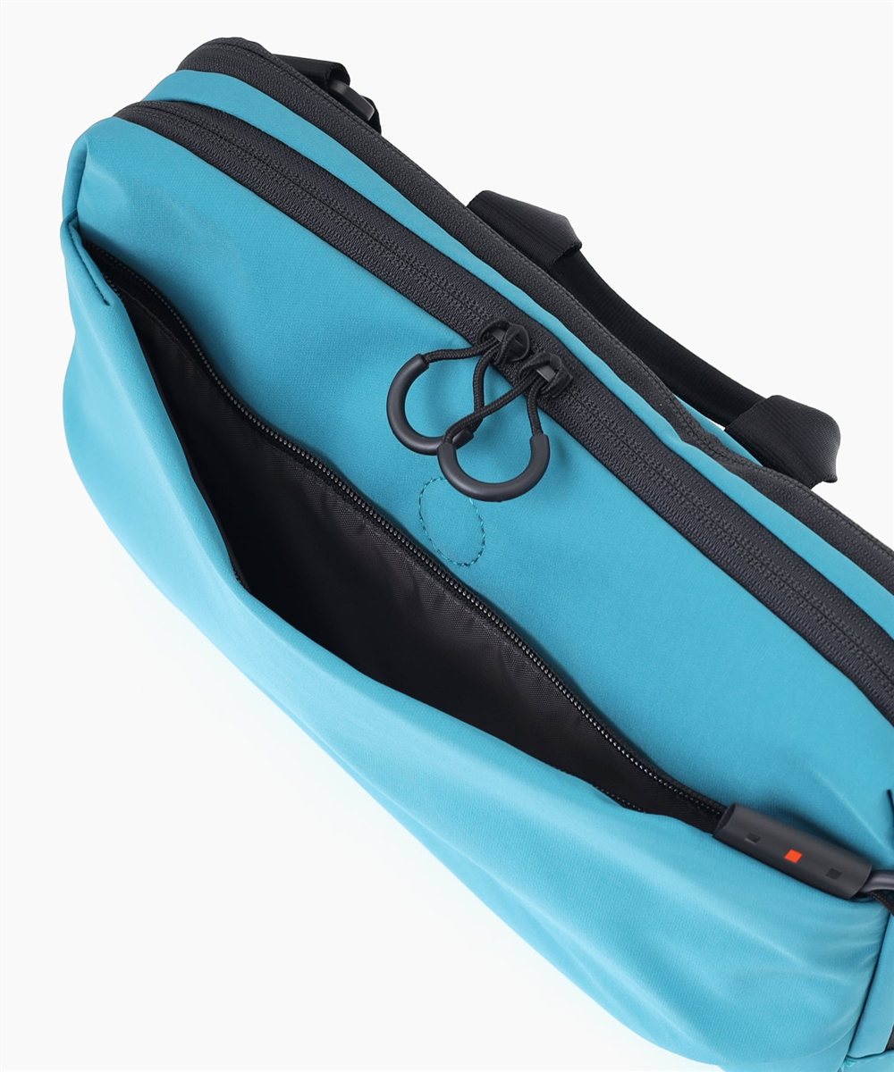 イズイット ループ ショルダーバッグ B5