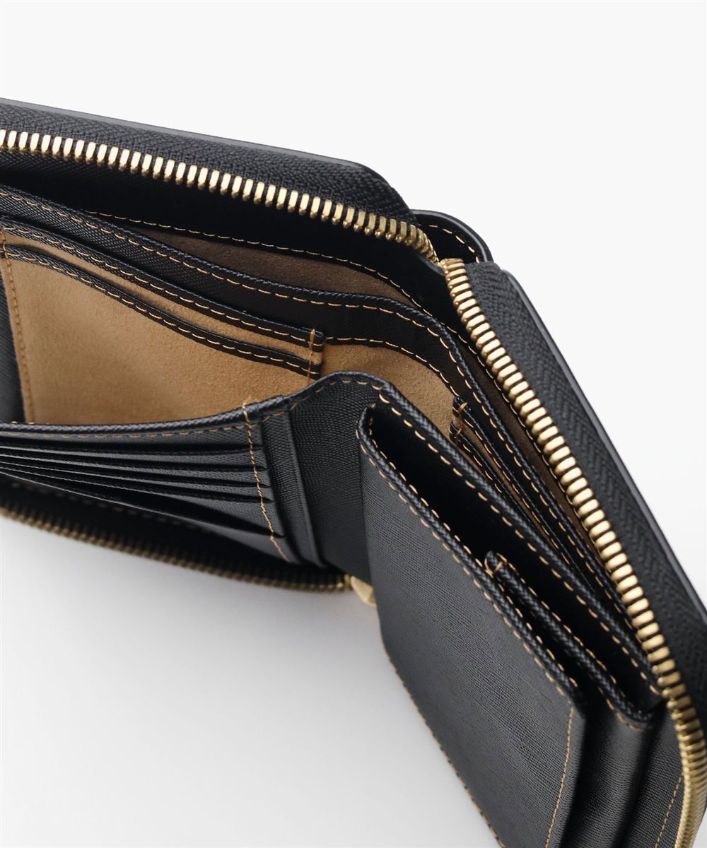 イズイット モノクロ セミ長財布 カード段9