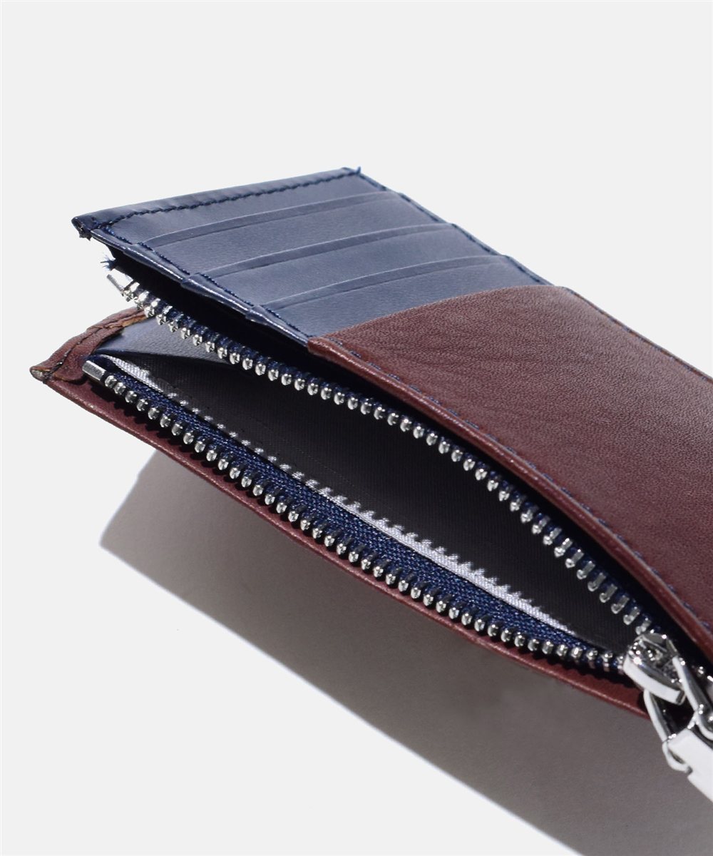 イズイット シルキー カードケース兼用小銭入れ