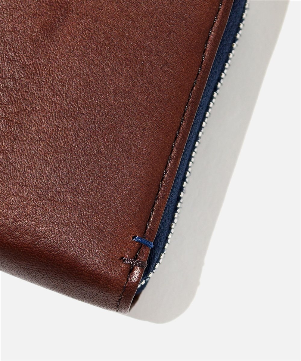 イズイット シルキー ラウンドファスナー長財布 カード段12