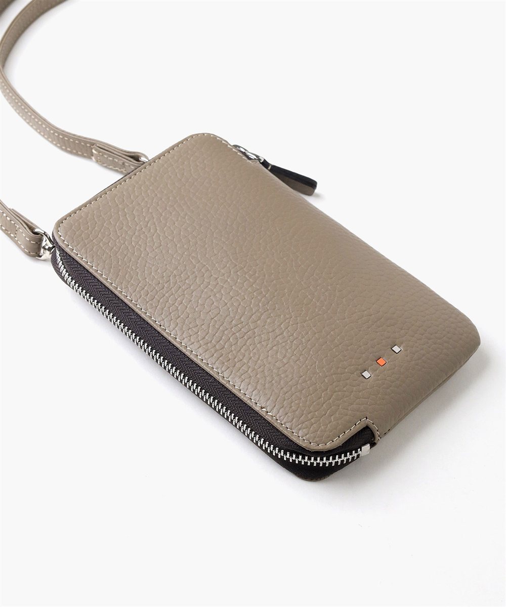 イズイット ボーノ レザースマホショルダーバッグ L字ファスナー