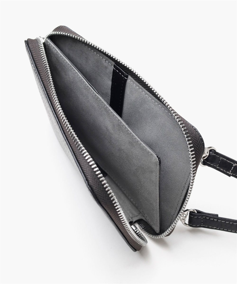 イズイット ボーノ レザースマホショルダーバッグ L字ファスナー