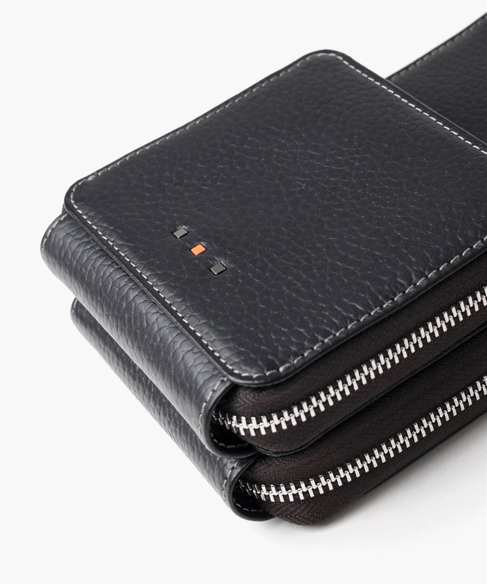 イズイット ボーノ レザースマホショルダーバッグ