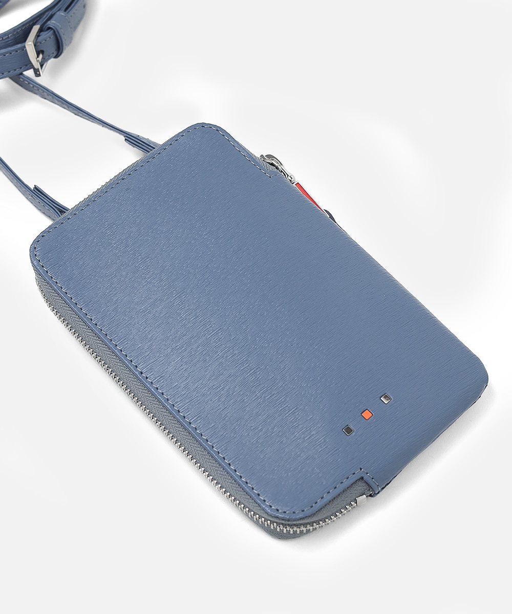 イズイット ノボII スマホショルダーバッグ