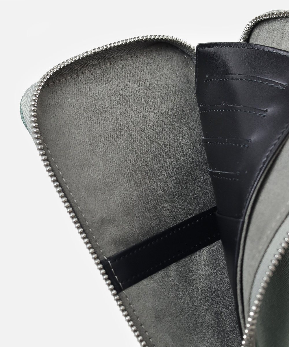 イズイット ノボII スマホショルダーバッグ